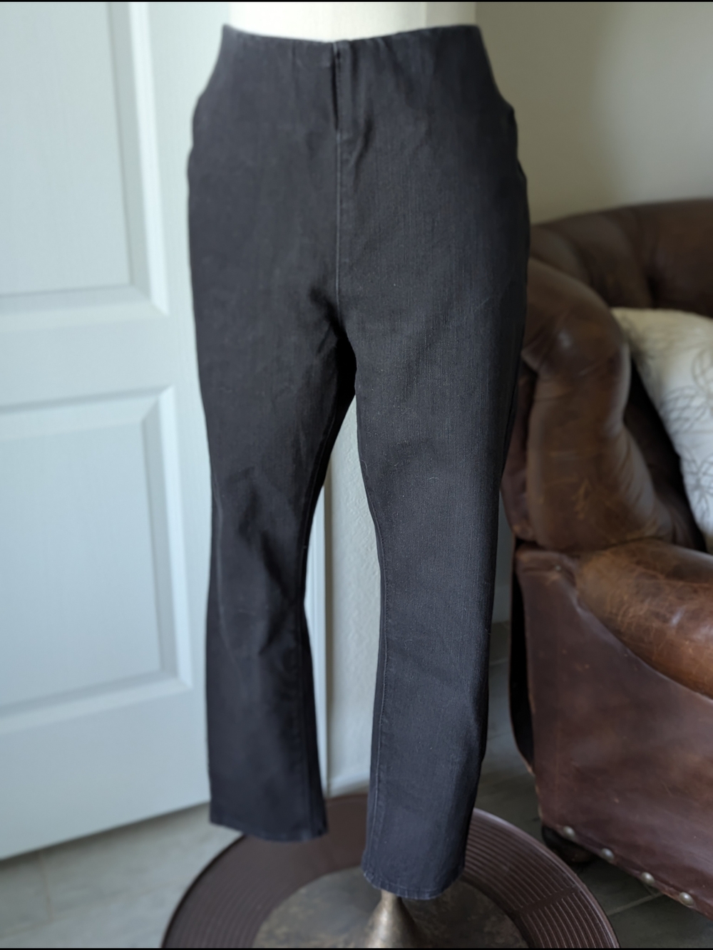 Soft Surroundings Black Skinny-Leg Pull On Jeans